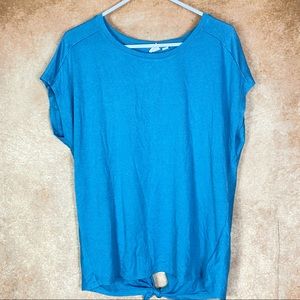 GAP blue t-shirt